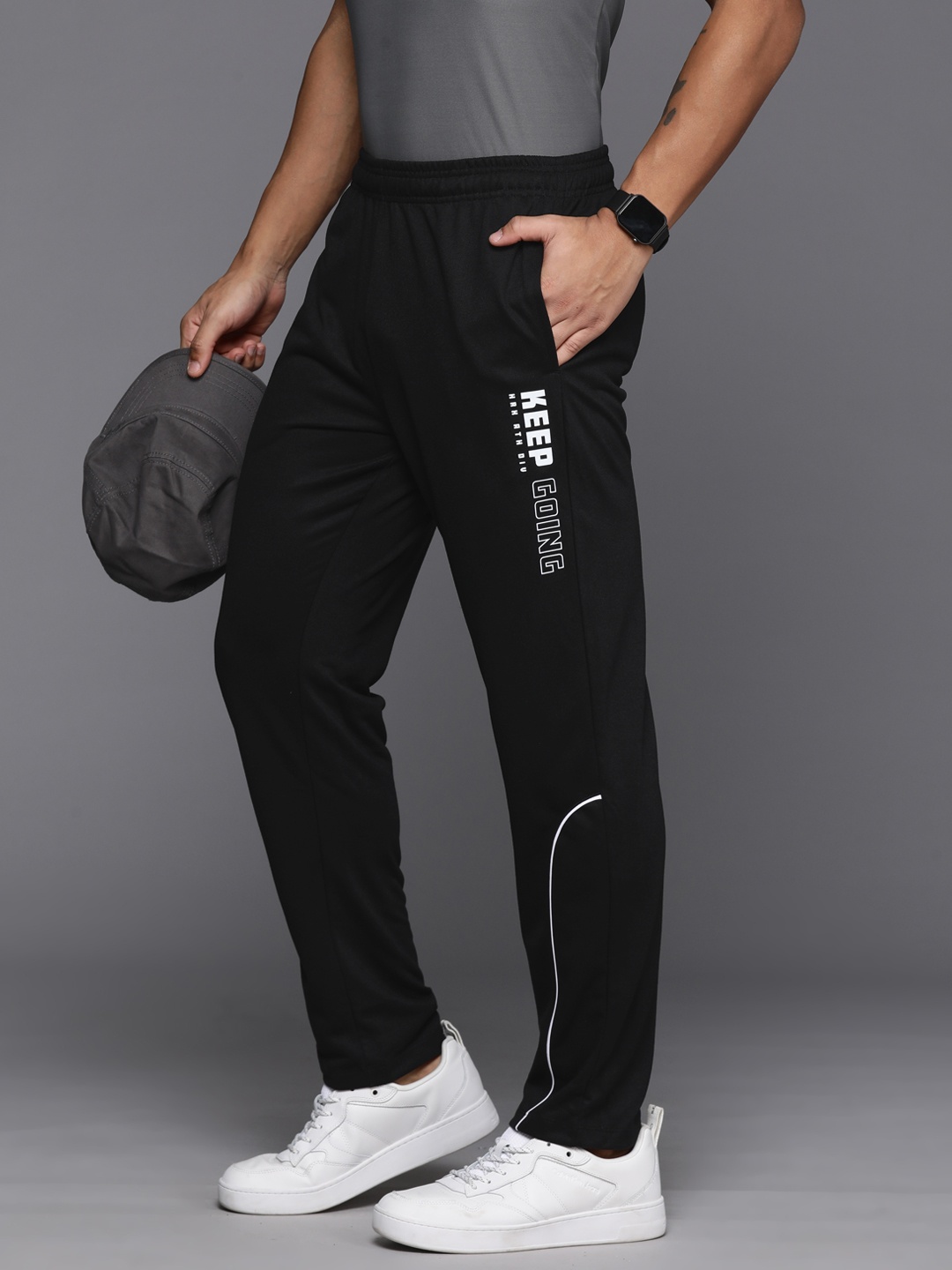 

HRX by Hrithik Roshan Men Lifestyle Track Pants, Black