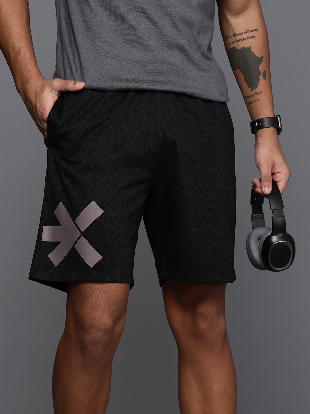 

HRX by Hrithik Roshan Men Printed Lifestyle Shorts, Black