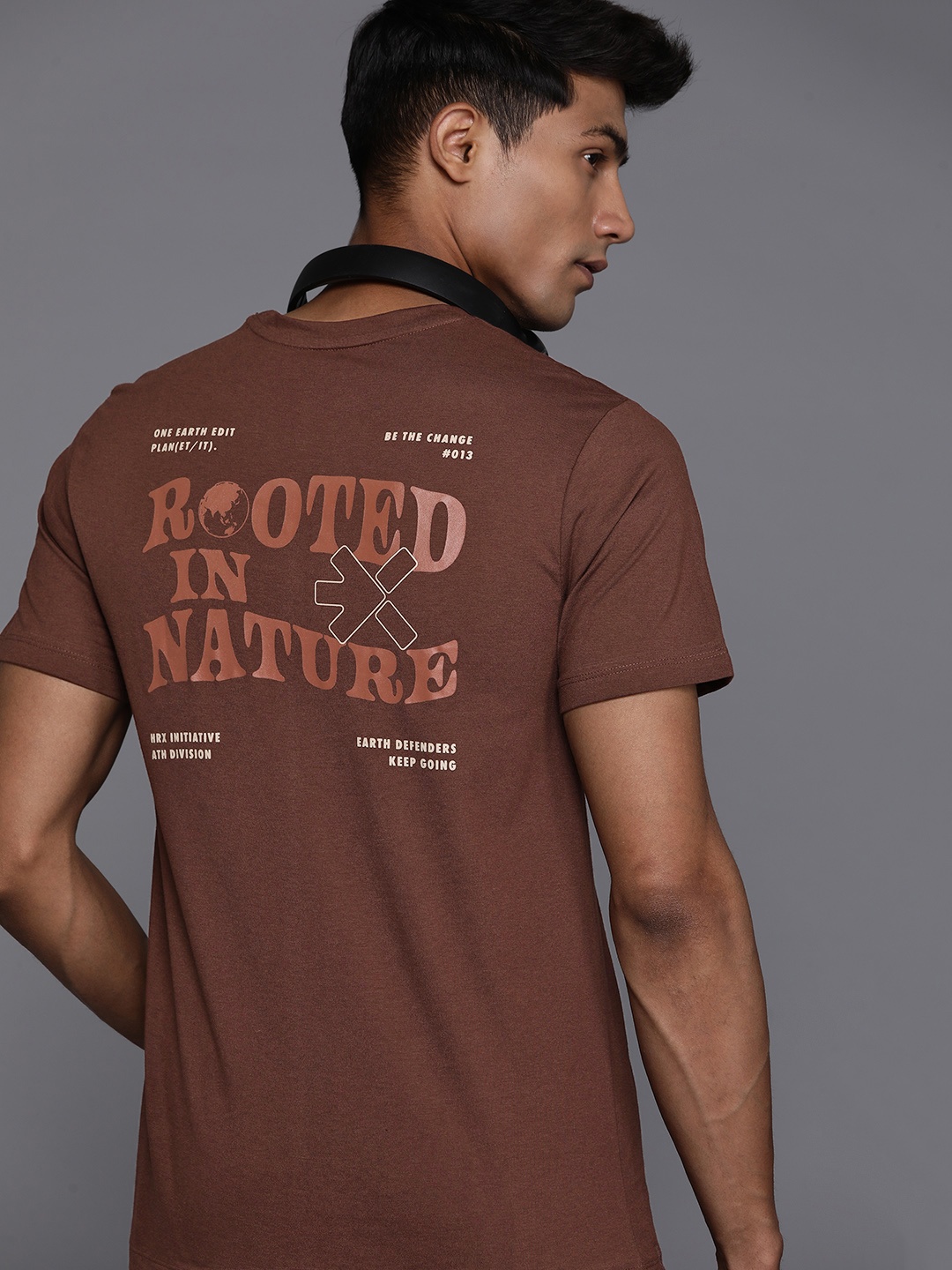 

HRX by Hrithik Roshan Printed Lifestyle T-shirt, Brown