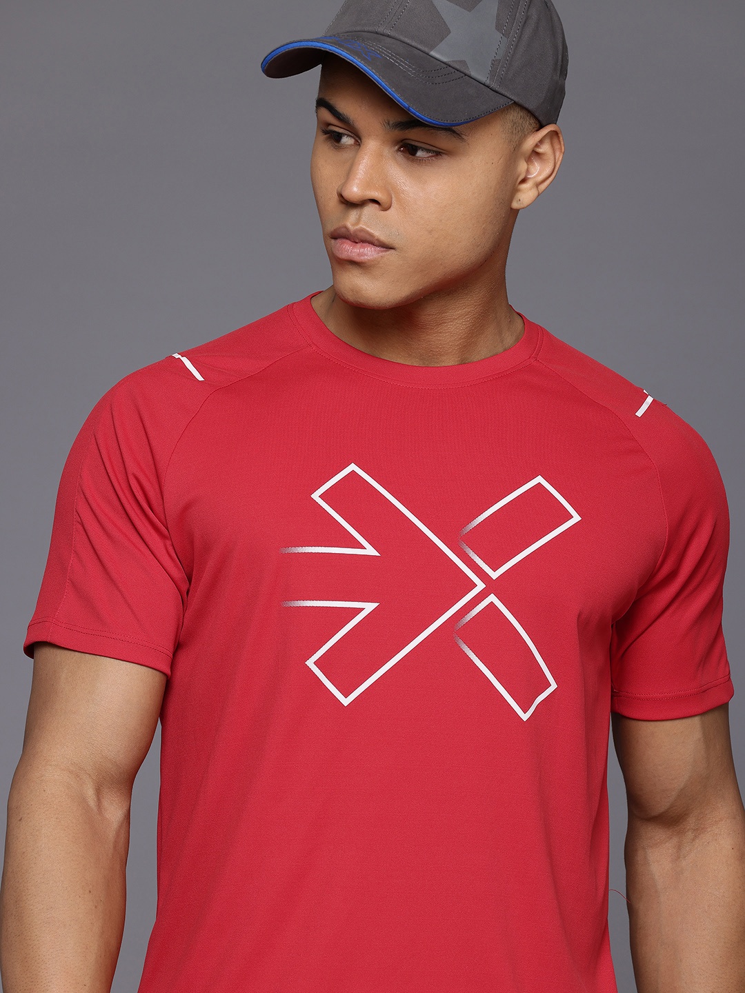 

HRX by Hrithik Roshan Rapid-Dry Brand Logo Printed Training T-shirt, Red