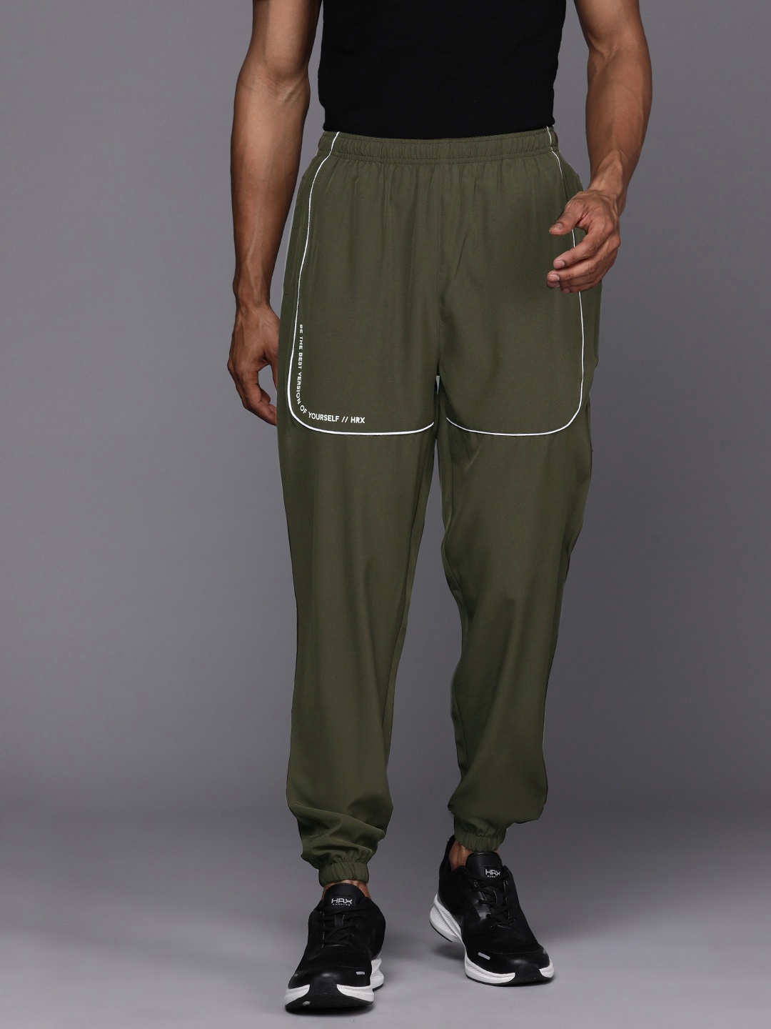 

HRX by Hrithik Roshan Men Contrast Piping Detail Relaxed Fit Joggers, Olive