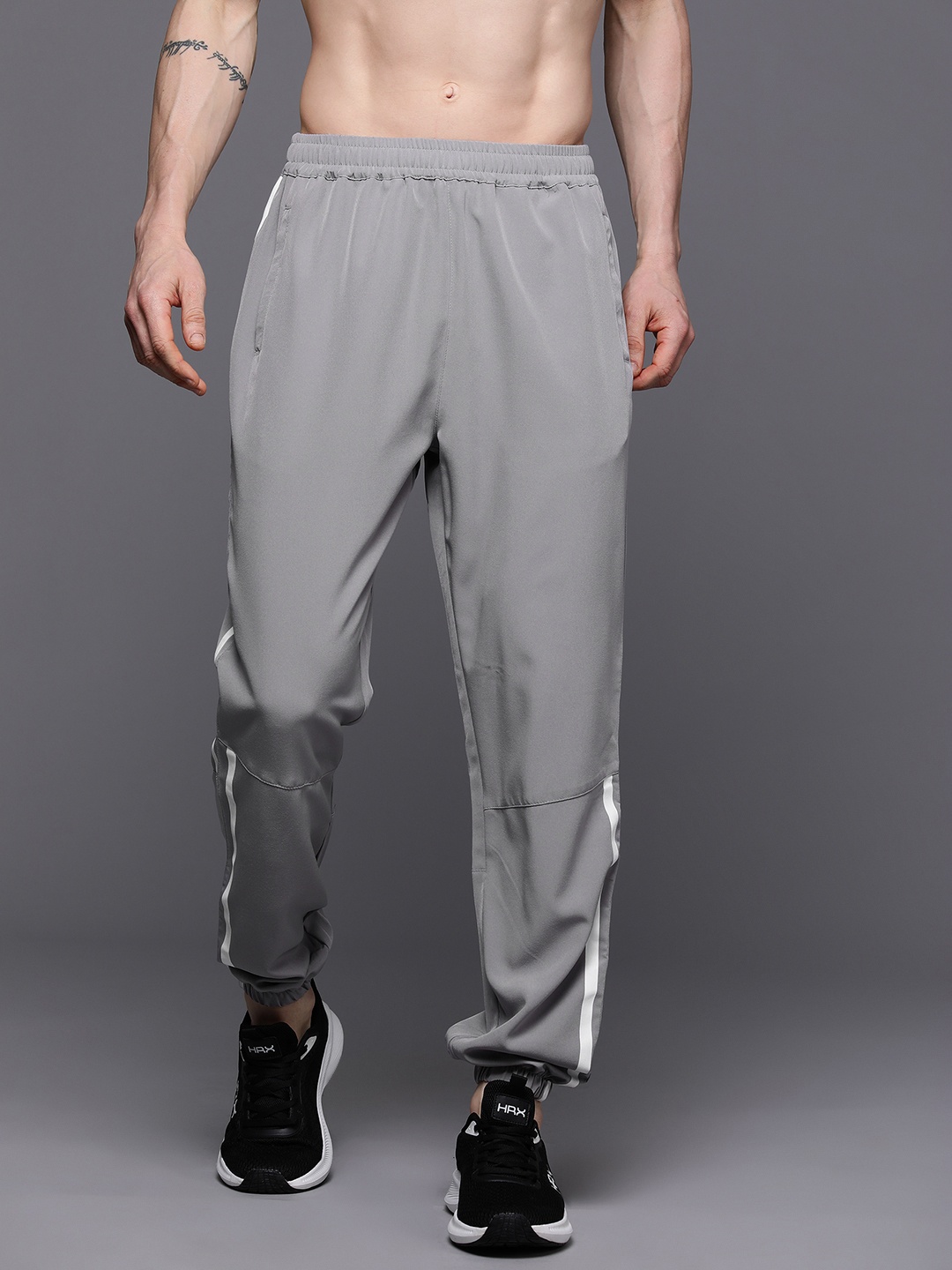 

HRX by Hrithik Roshan Men Rapid-Dry Training Joggers, Grey