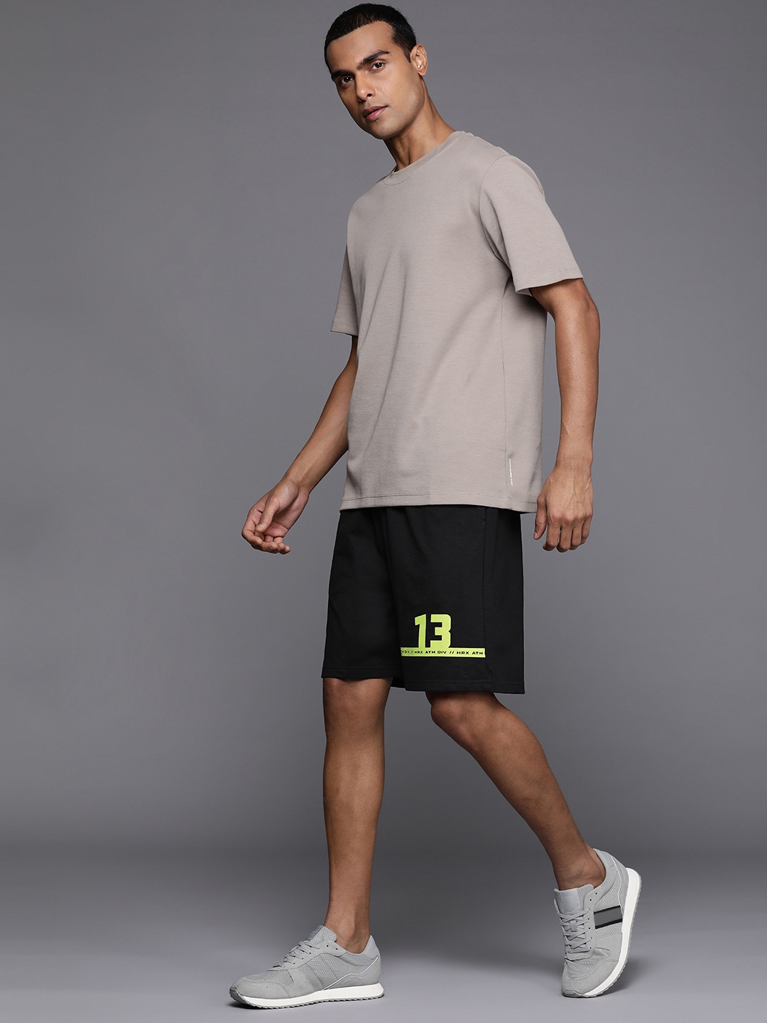 

HRX by Hrithik Roshan Men Typography Printed Shorts, Black