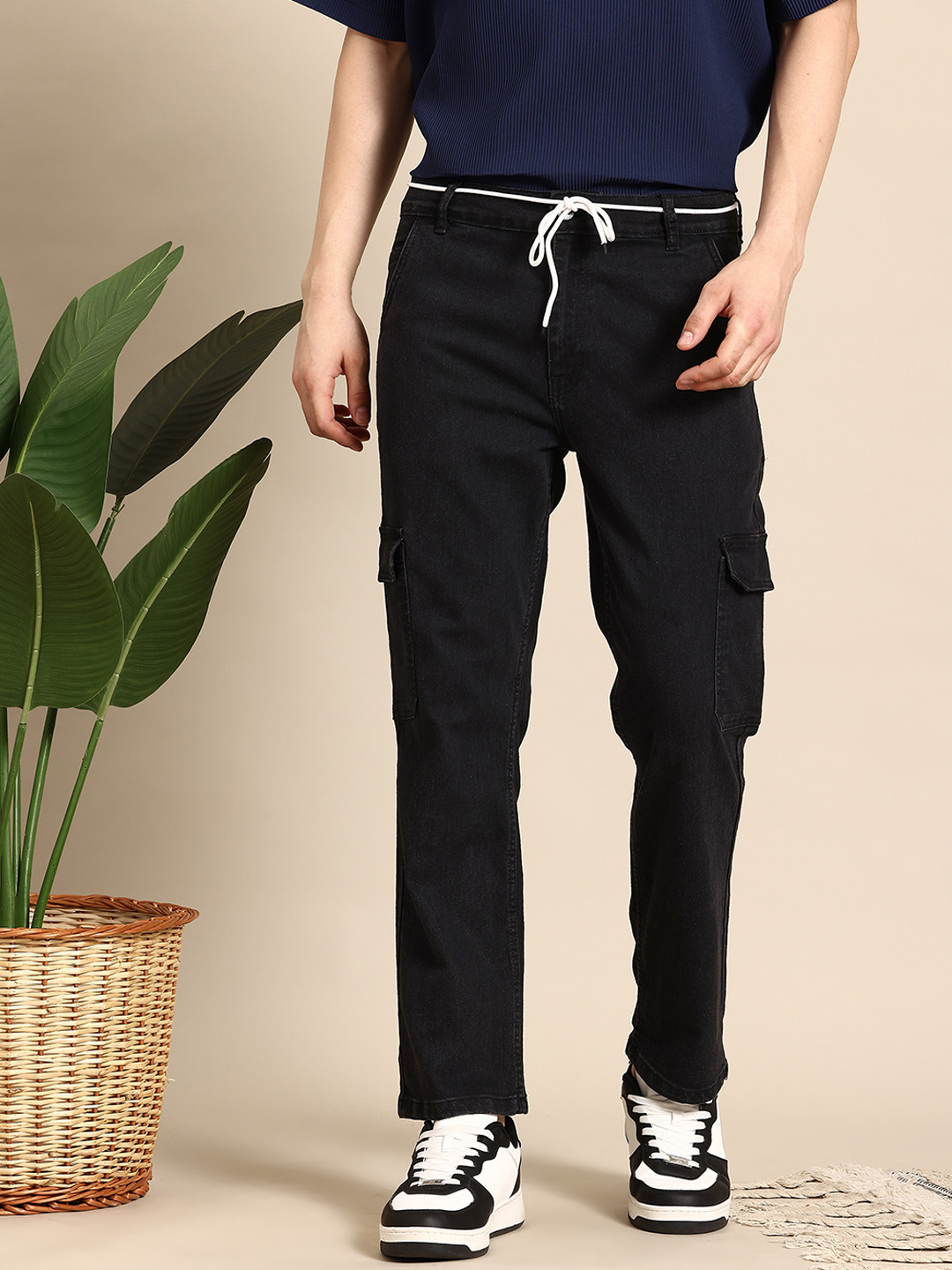 

Mast & Harbour Men Stretchable Cargo Jeans, Black