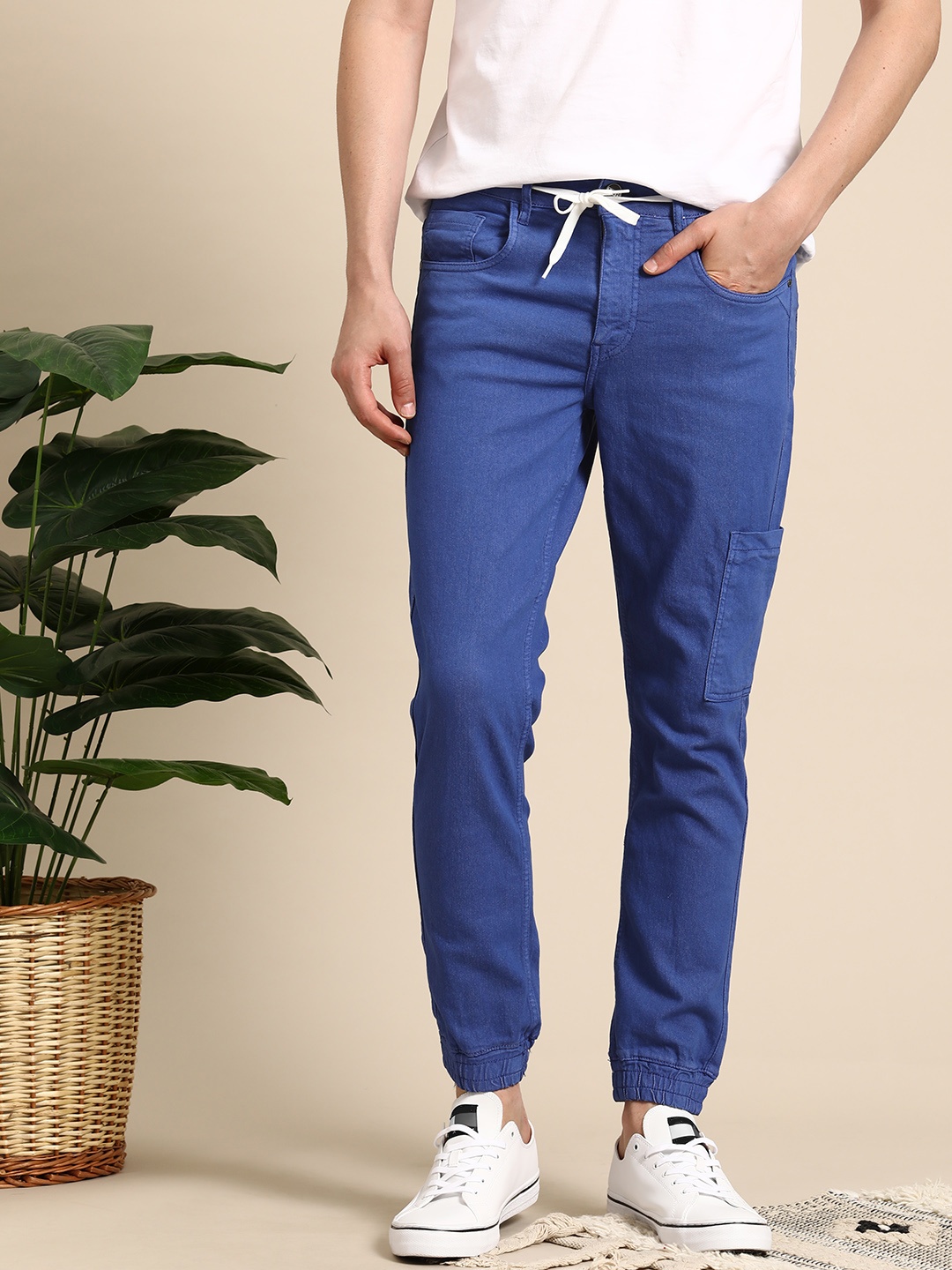 

Mast & Harbour Men Jogger Fit Stretchable Jeans, Blue