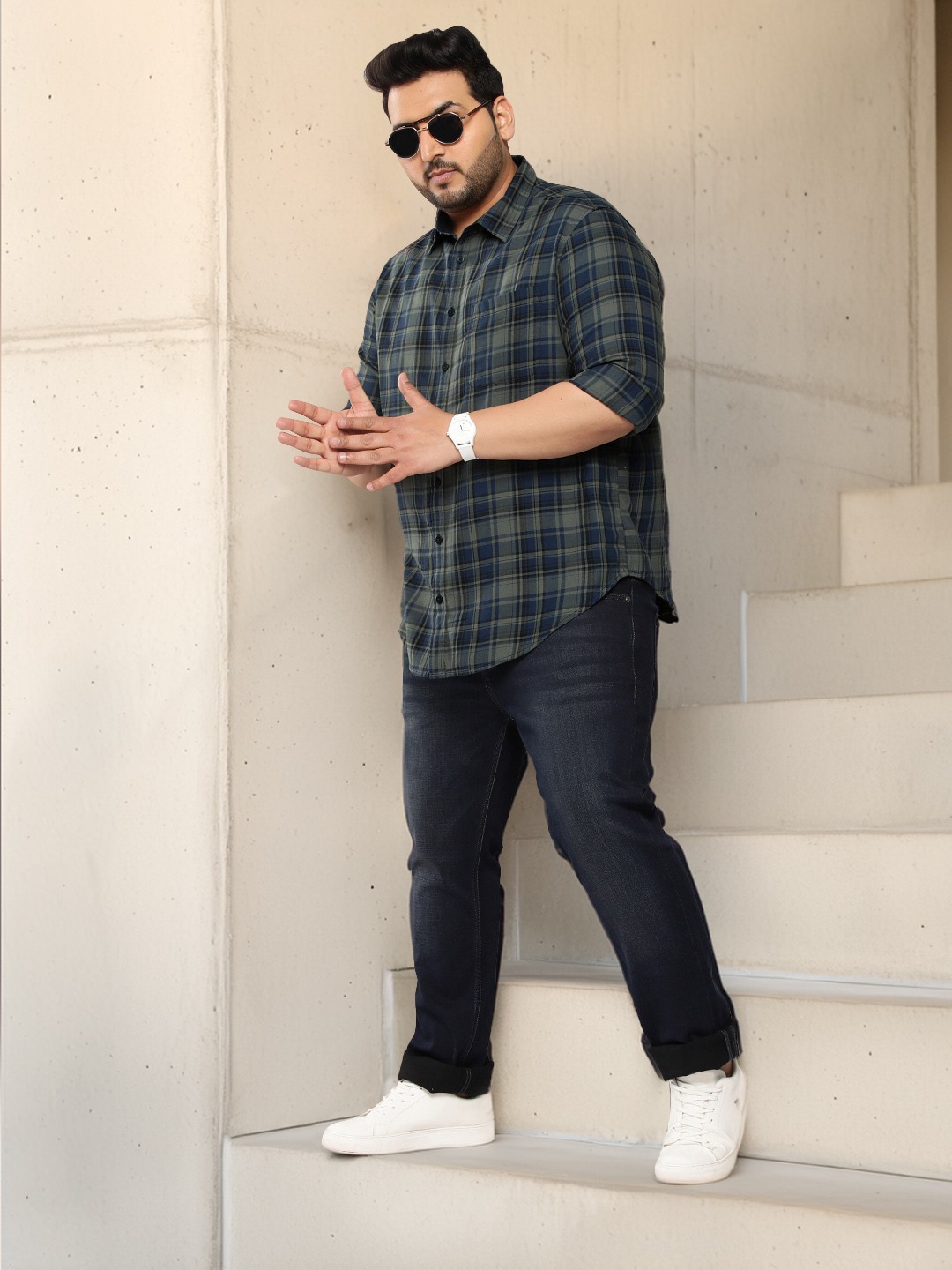 

Sztori Men Plus Size Pure Cotton Checked Casual Shirt, Navy blue