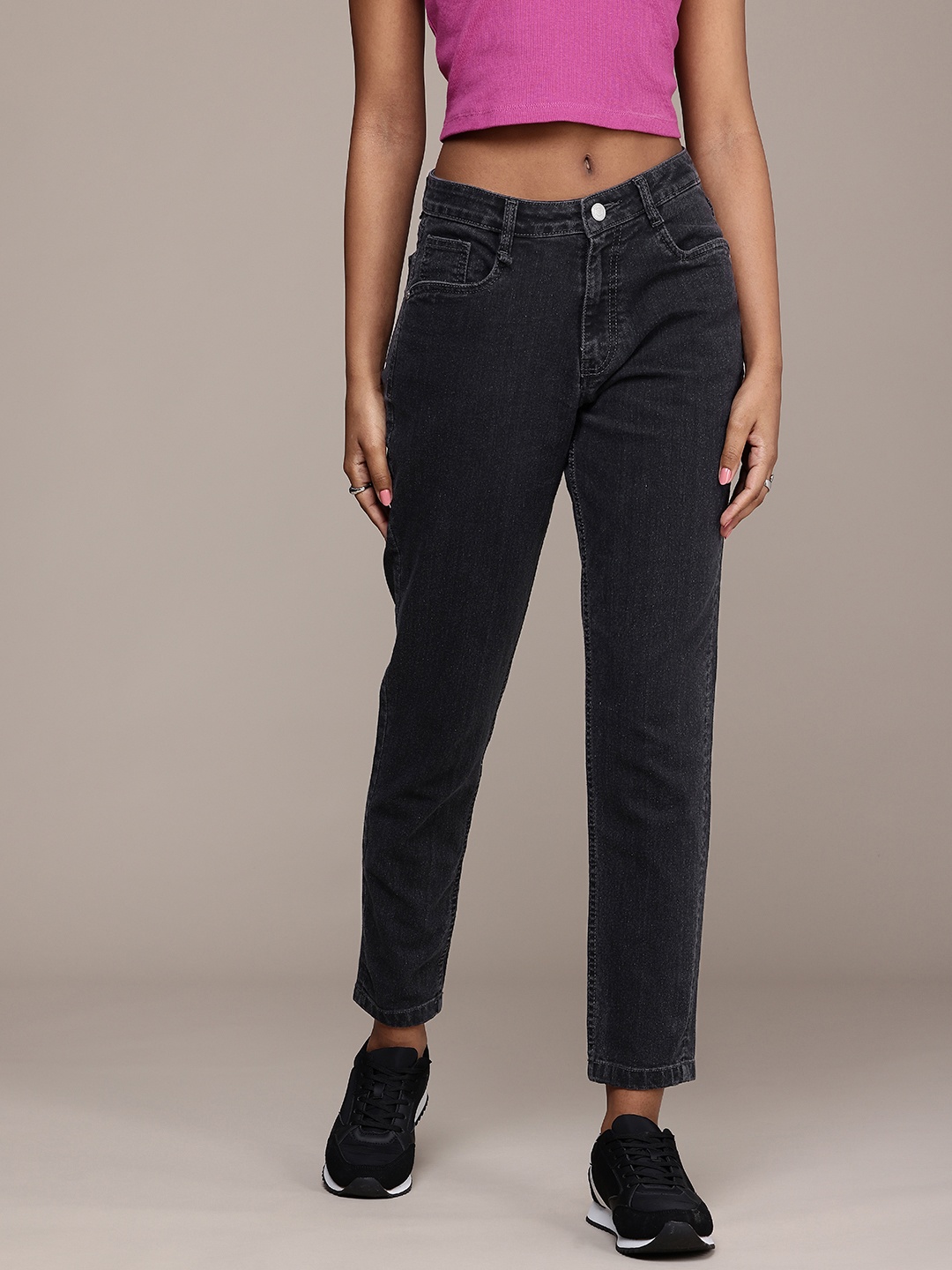 

The Roadster Life Co. Women Light Fade Stretchable Jeans, Blue