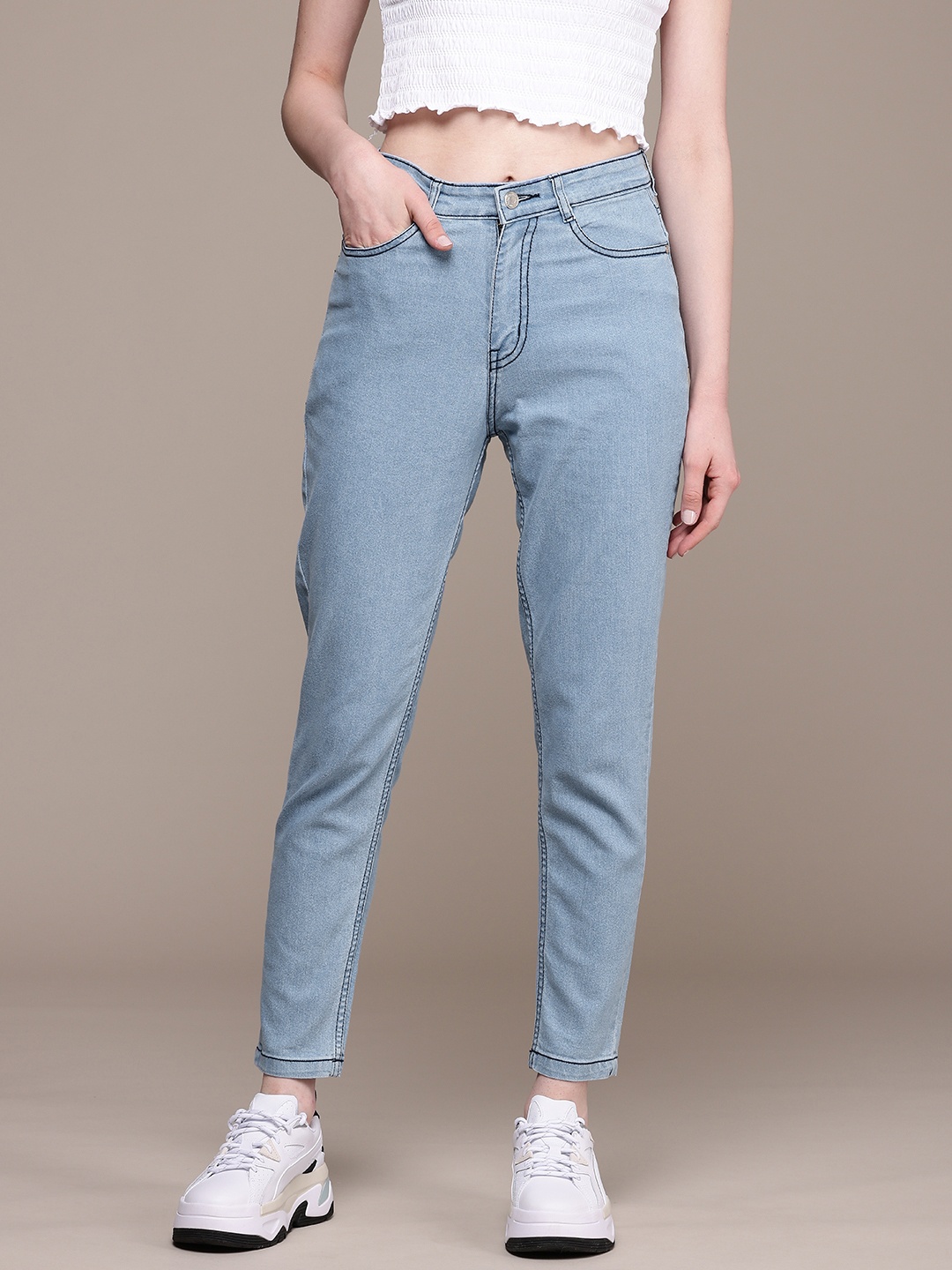 

The Roadster Life Co. Women Light Fade Stretchable Jeans, Blue