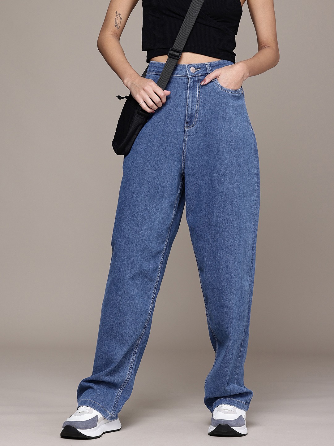

The Roadster Life Co. Women Skater Relaxed Fit Stretchable Jeans, Blue