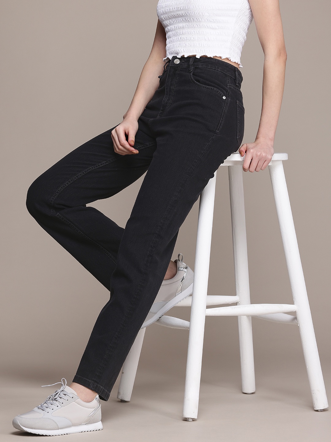 

The Roadster Life Co. Women Straight Fit High-Rise Stretchable Jeans, Black