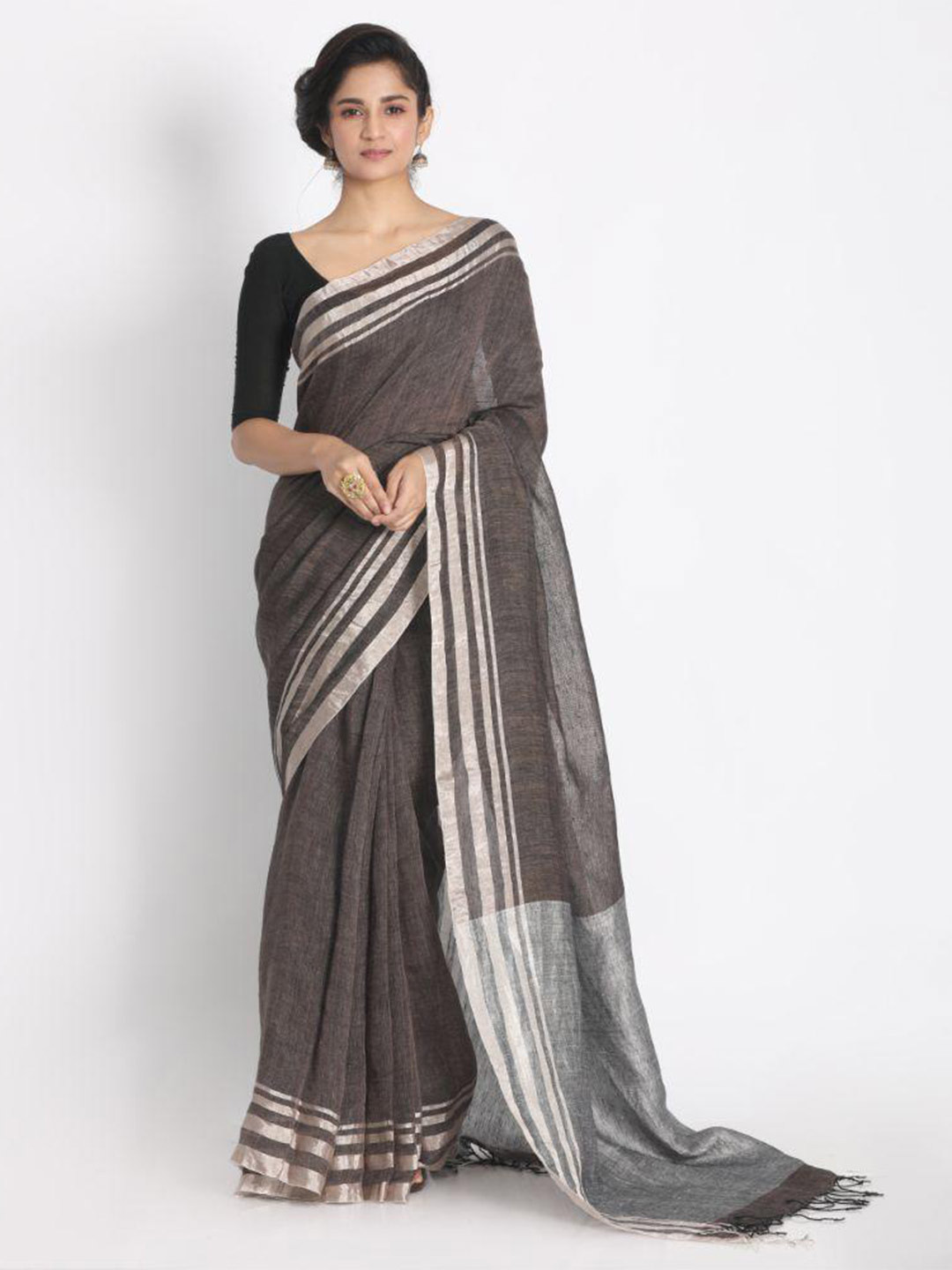 

Angoshobha Woven Design Pure Linen Saree, Brown