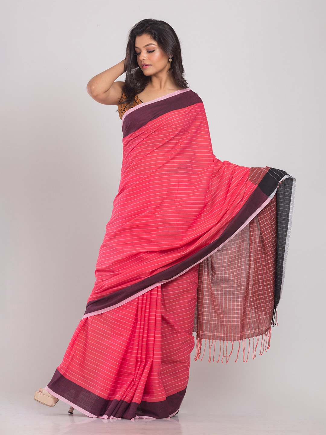 

Angoshobha Striped Woven Design Pure Cotton Saree, Pink