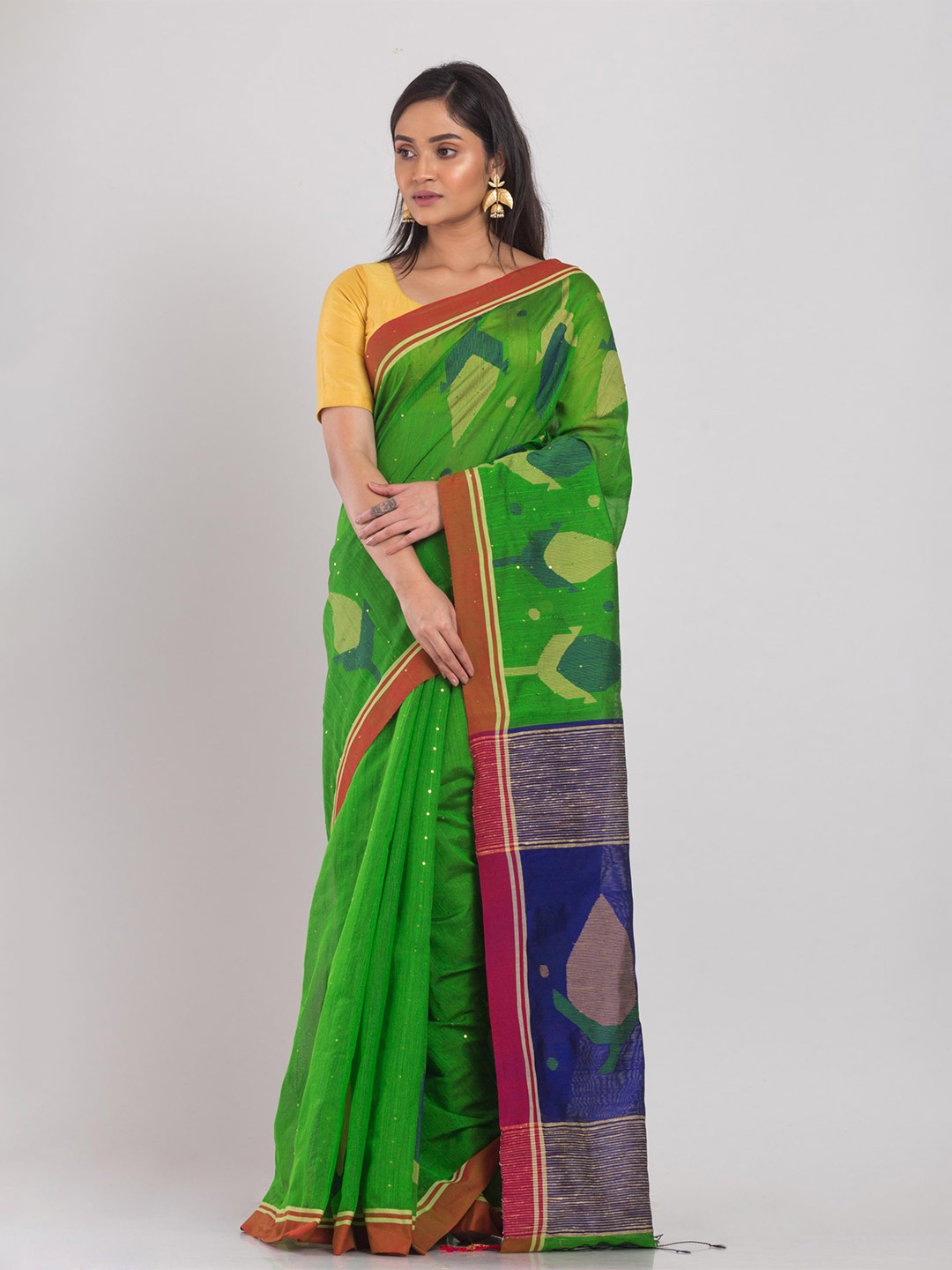 

Angoshobha Woven Design Printed Silk Cotton Jamdani Saree, Green