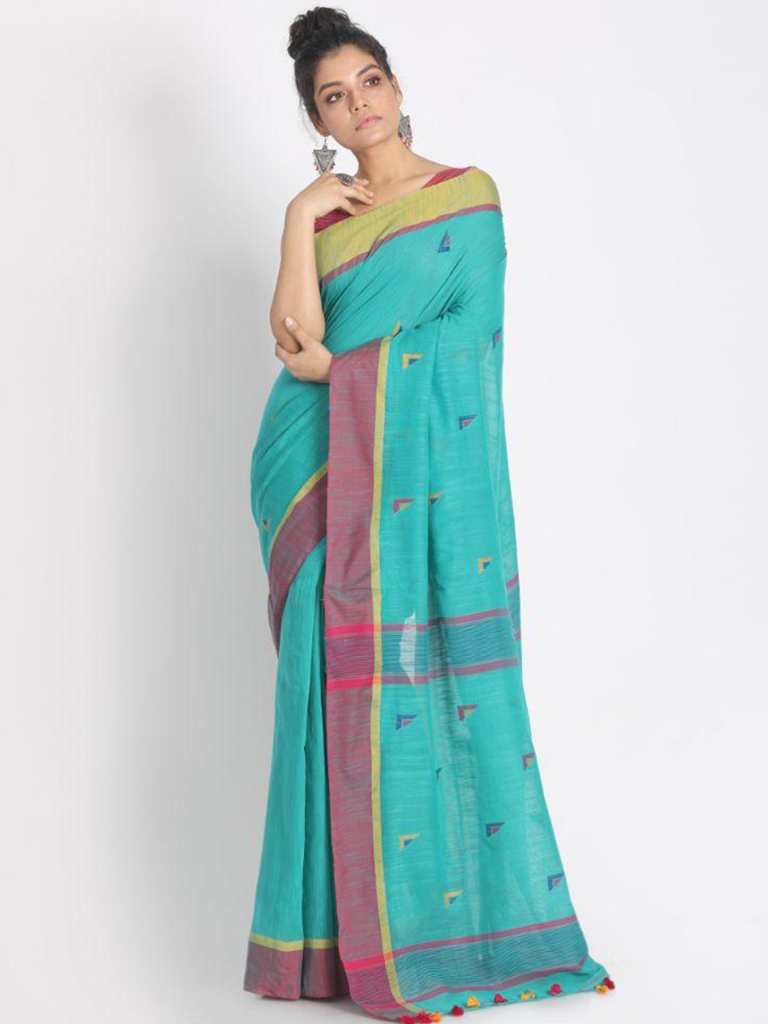 

Angoshobha Woven Design Pure Cotton Jamdani Saree, Blue