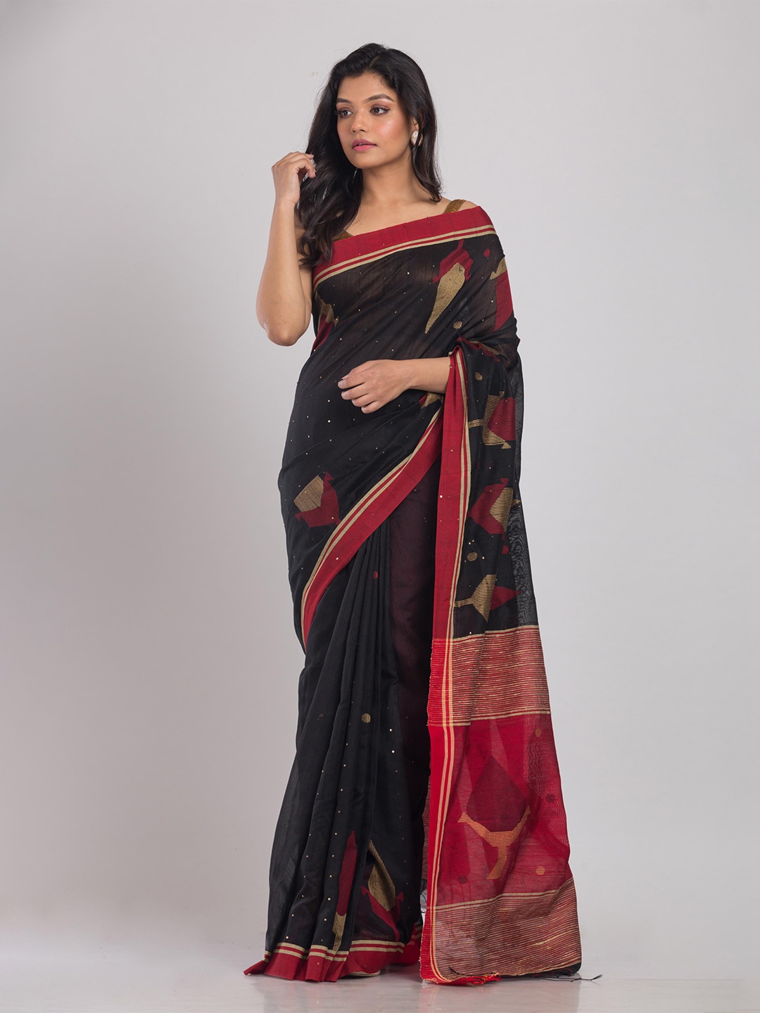 

Angoshobha Floral Woven Design Silk Cotton Jamdani Saree, Black