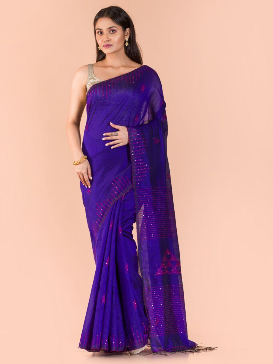

Angoshobha Embellished Sequinned Saree, Blue
