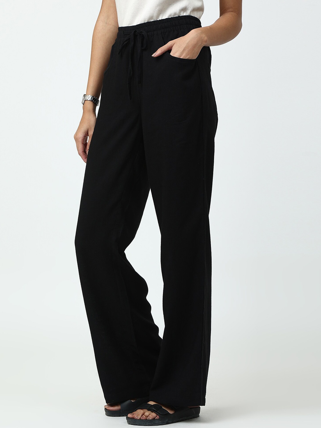 

Saltpetre Linen Shoulder Straps Top With Trouser & Shirt, Black