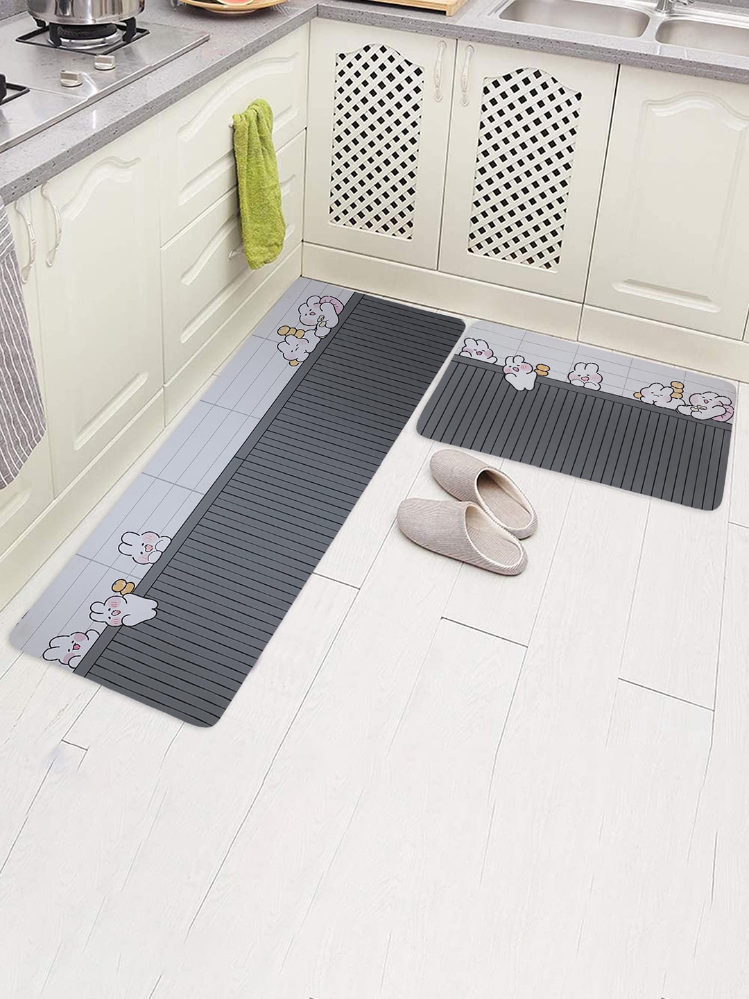 

HomeCloud Grey 2 Pieces Graphic Pattern Anti-Skid Kitchen Mats