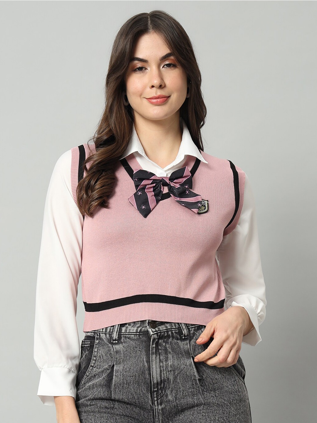 

BROOWL Woollen Sweater Vest With Bow, Pink