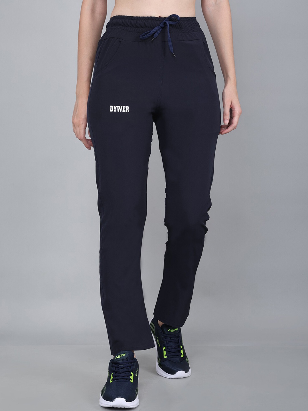 

BAESD Girls Relaxed Fit Mid-Rise Rapid-Dry Track Pant, Navy blue