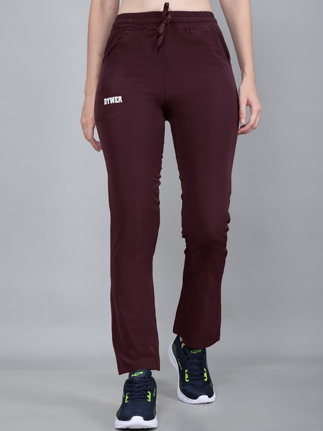 

BAESD Girls Relaxed Fit Mid-Rise Rapid-Dry Track Pant, Burgundy