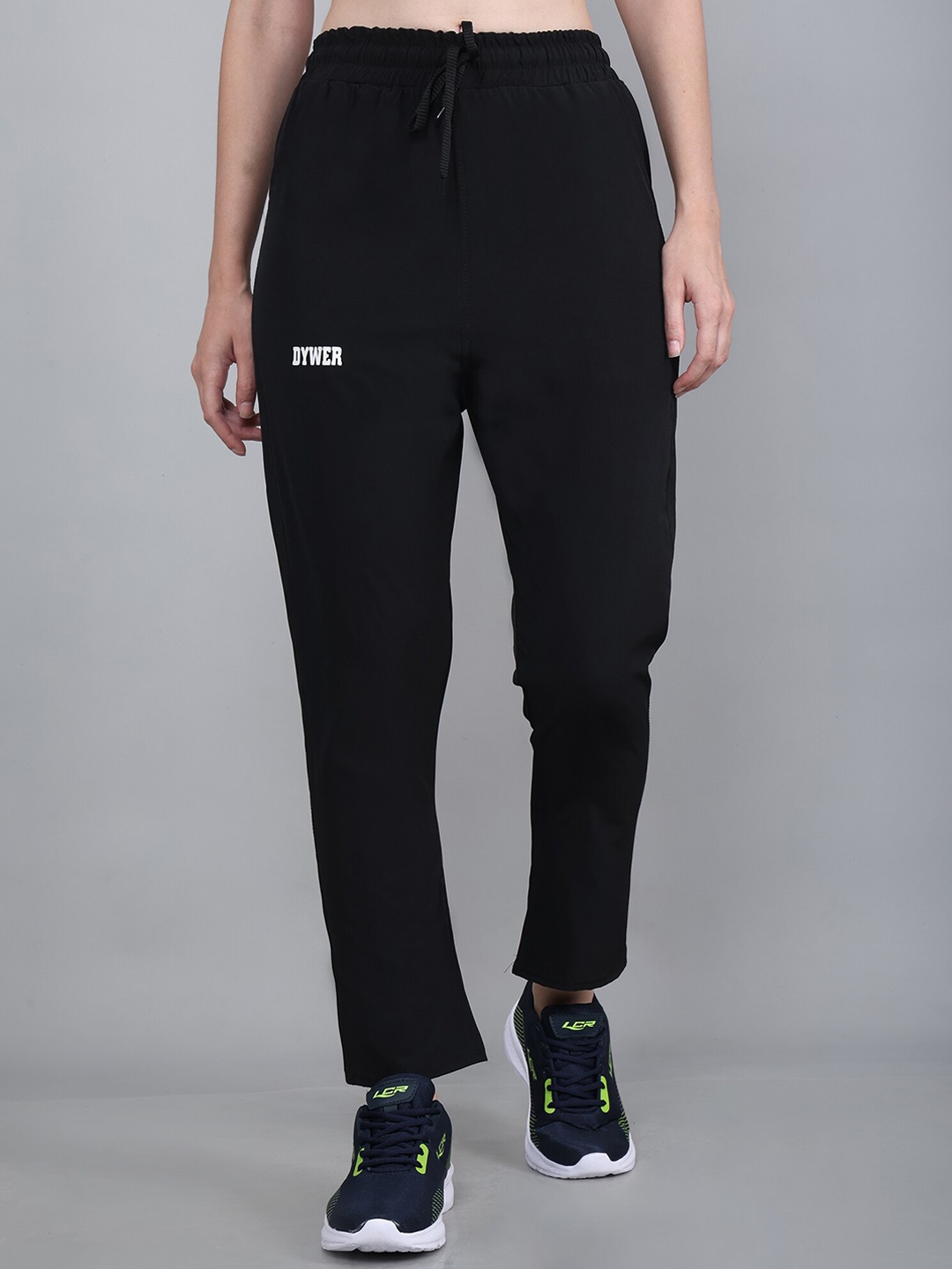 

BAESD Girls Relaxed Fit Mid-Rise Rapid-Dry Track Pant, Black