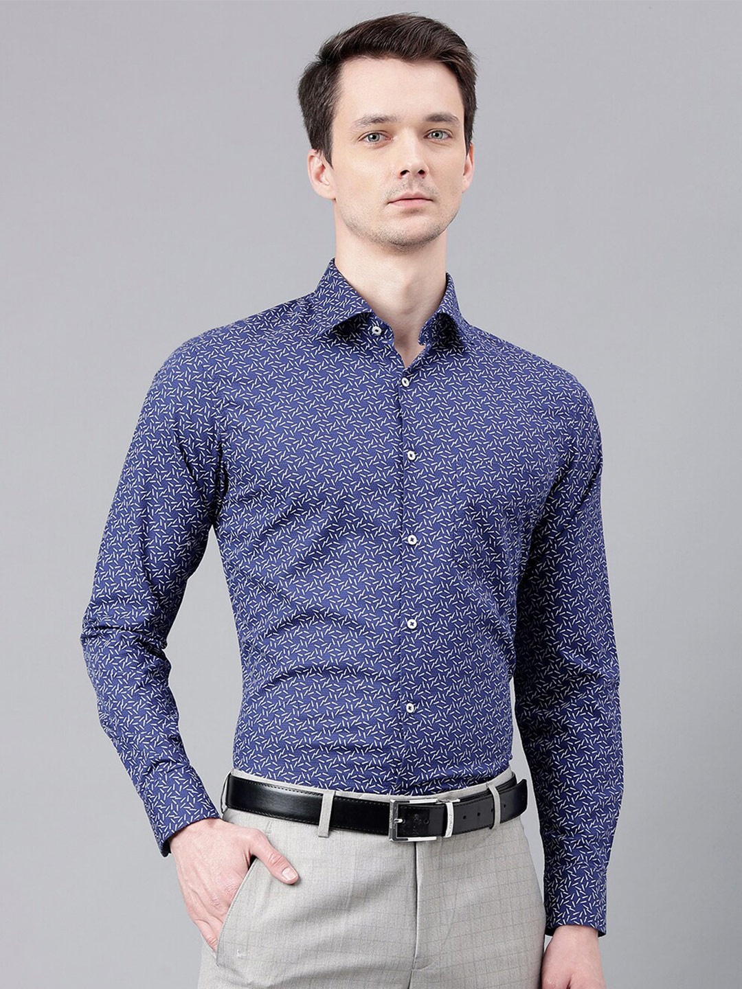 

Richlook Micro Ditsy Printed Standard Regular Fit Cotton Opaque Formal Shirt, Navy blue