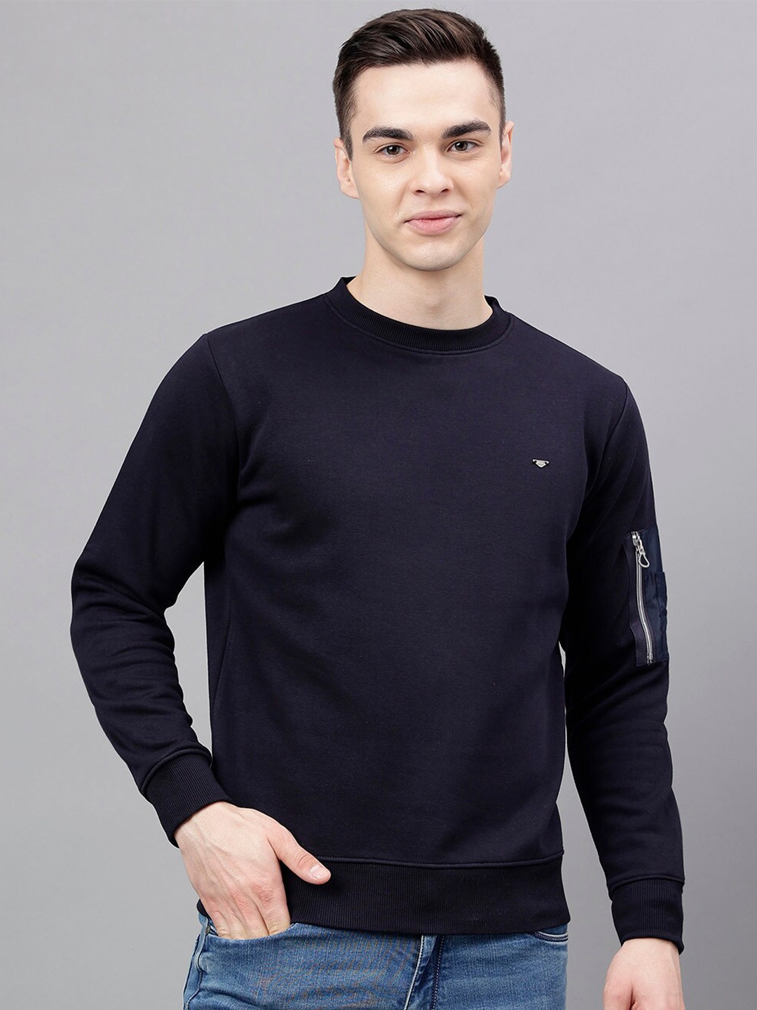 

Richlook Round Neck Pullover, Navy blue