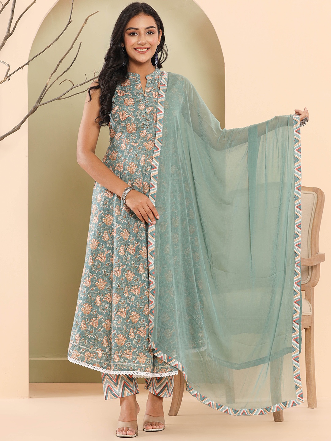 

Haute and Humble Printed Regular Kantha Work Pure Cotton Kurta with Trousers & Dupatta, Turquoise blue