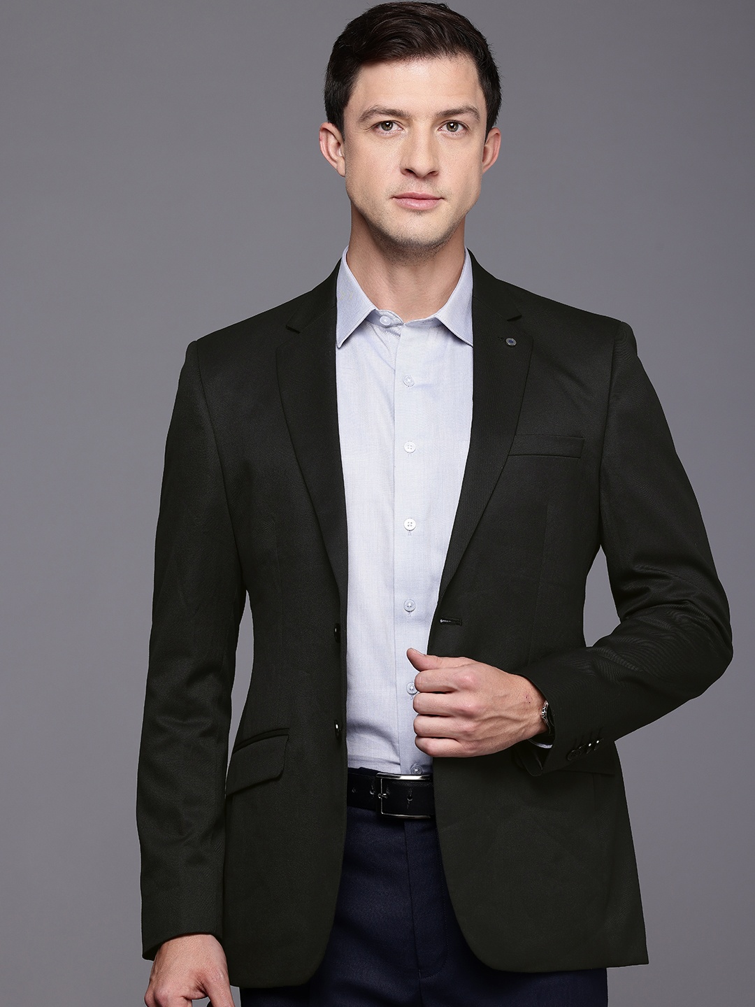 

Raymond Single-Breasted Contemporary Fit Formal Blazer, Black