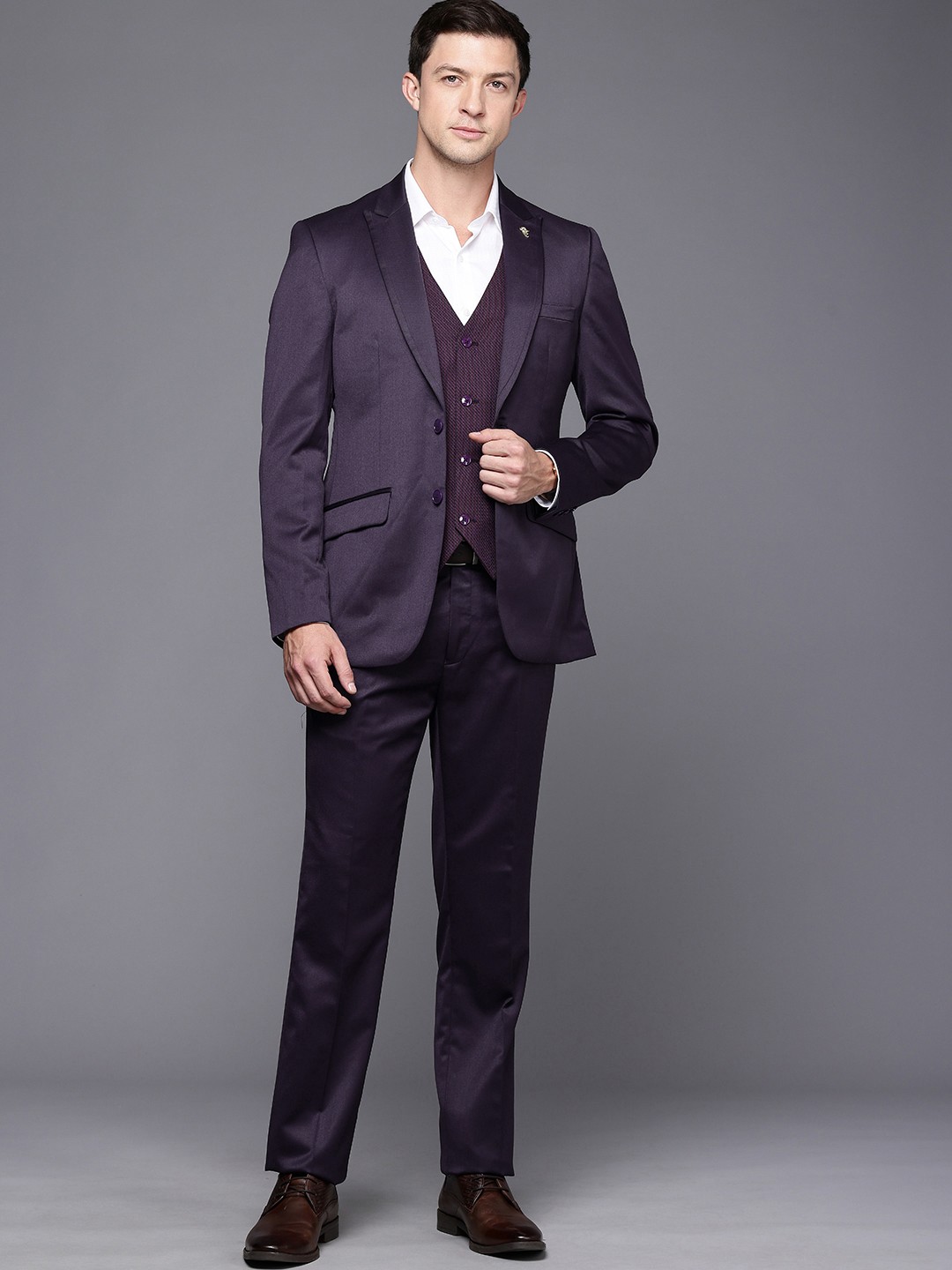 

Raymond Single Breasted Contemporary Fit 3 Piece Formal Suits, Purple