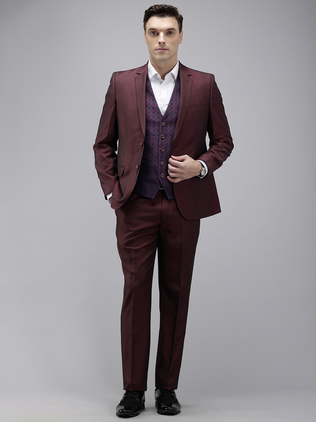 

Park Avenue Notched Lapel Collar 3 Piece Party Suit, Maroon