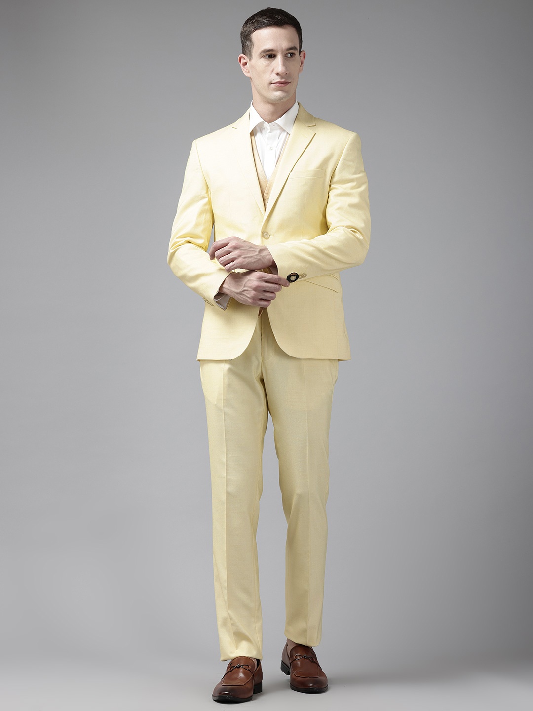 

Park Avenue Notched Lapel Collar 2 Piece Formal Suit, Yellow