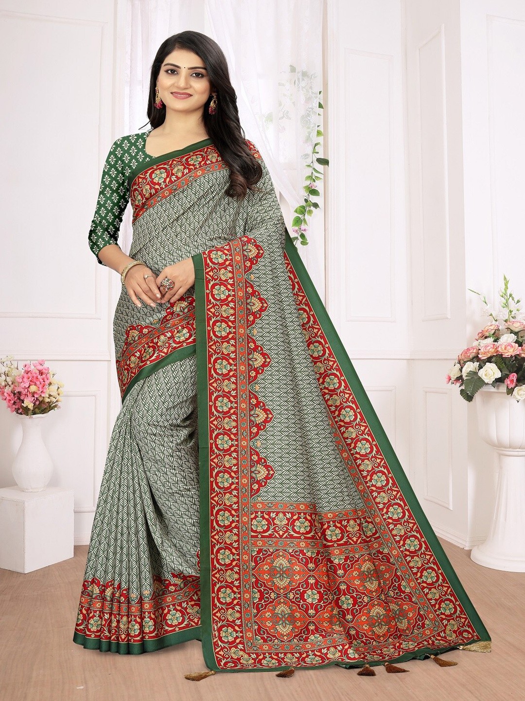 

ARYZE Ethnic Motifs Zari Printed Saree, Green