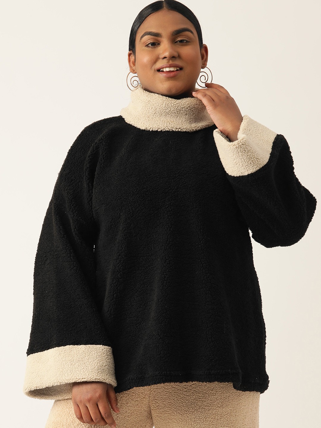 

theRebelinme Plus Size Colourblocked Turtle Neck Sweatshirt, Black