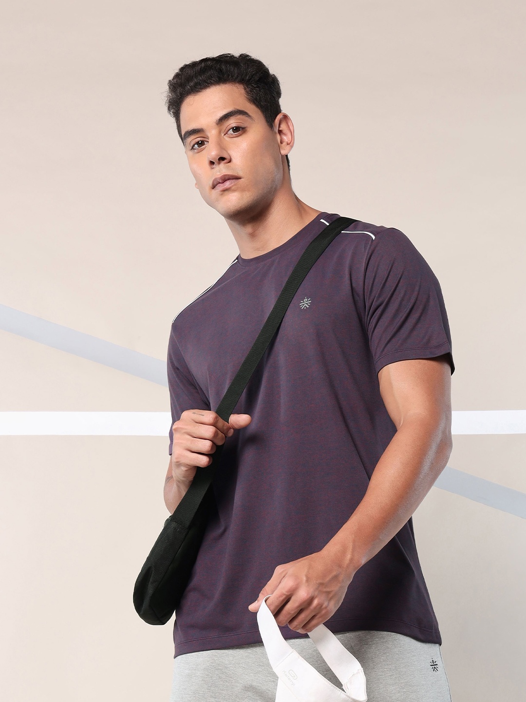 

CULT Move All Day Comfortech T-shirt, Purple