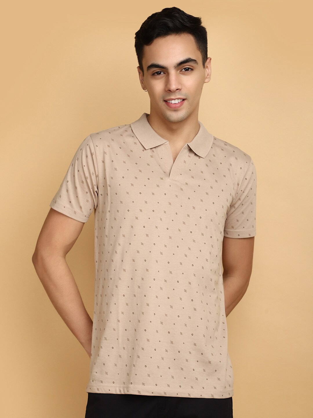 

V-Mart Micro Ditsy Printed Polo Collar Cotton T-shirt, Brown