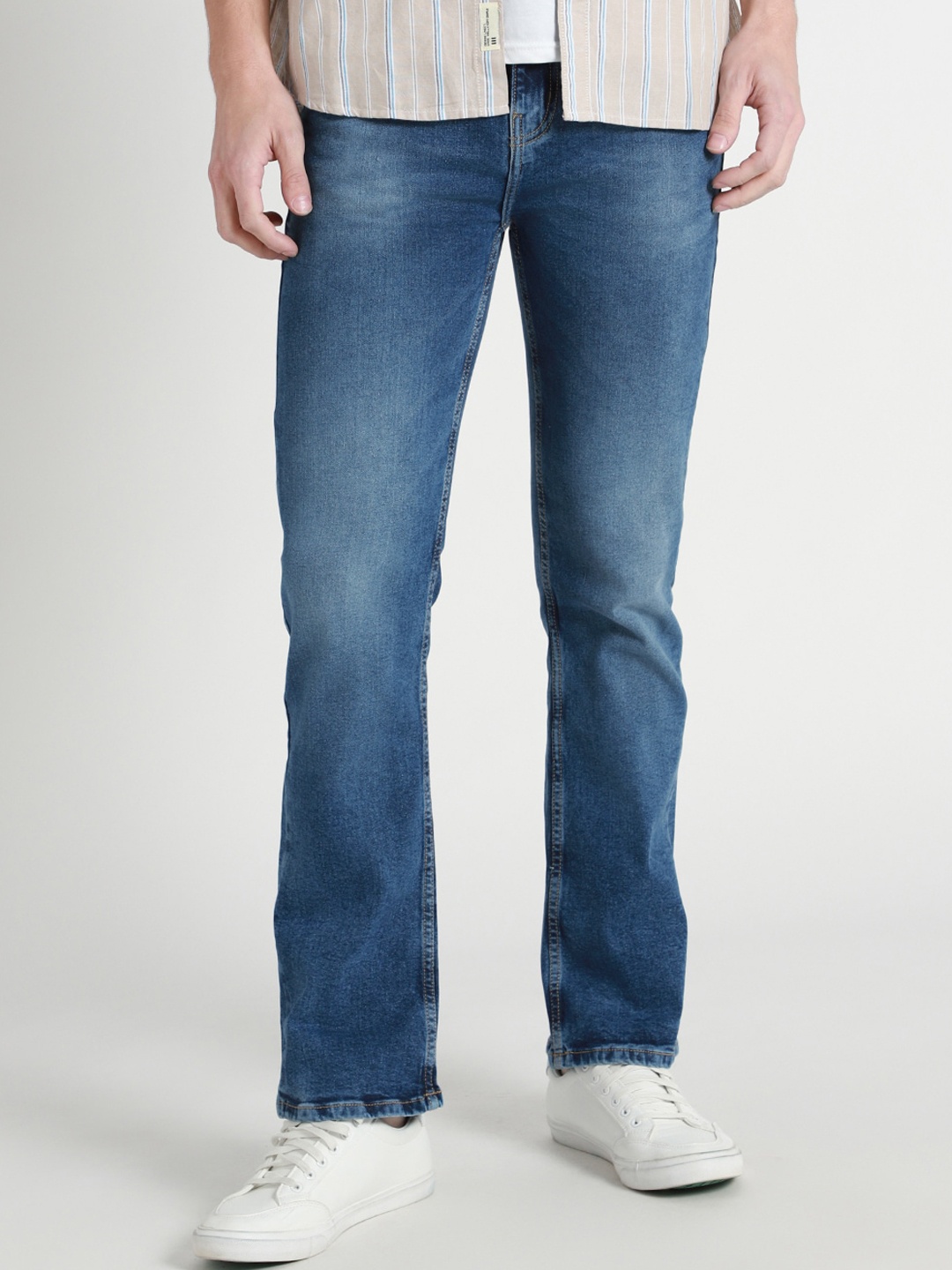 

Dennis Lingo Men Mid Rise Cotton Bootcut Jeans, Blue