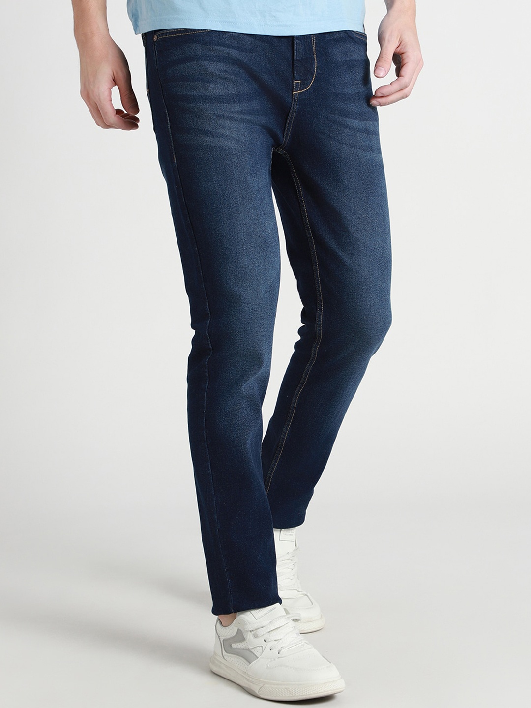 

Dennis Lingo Men Tapered Fit Light Fade Clean Look Cotton Jeans, Blue
