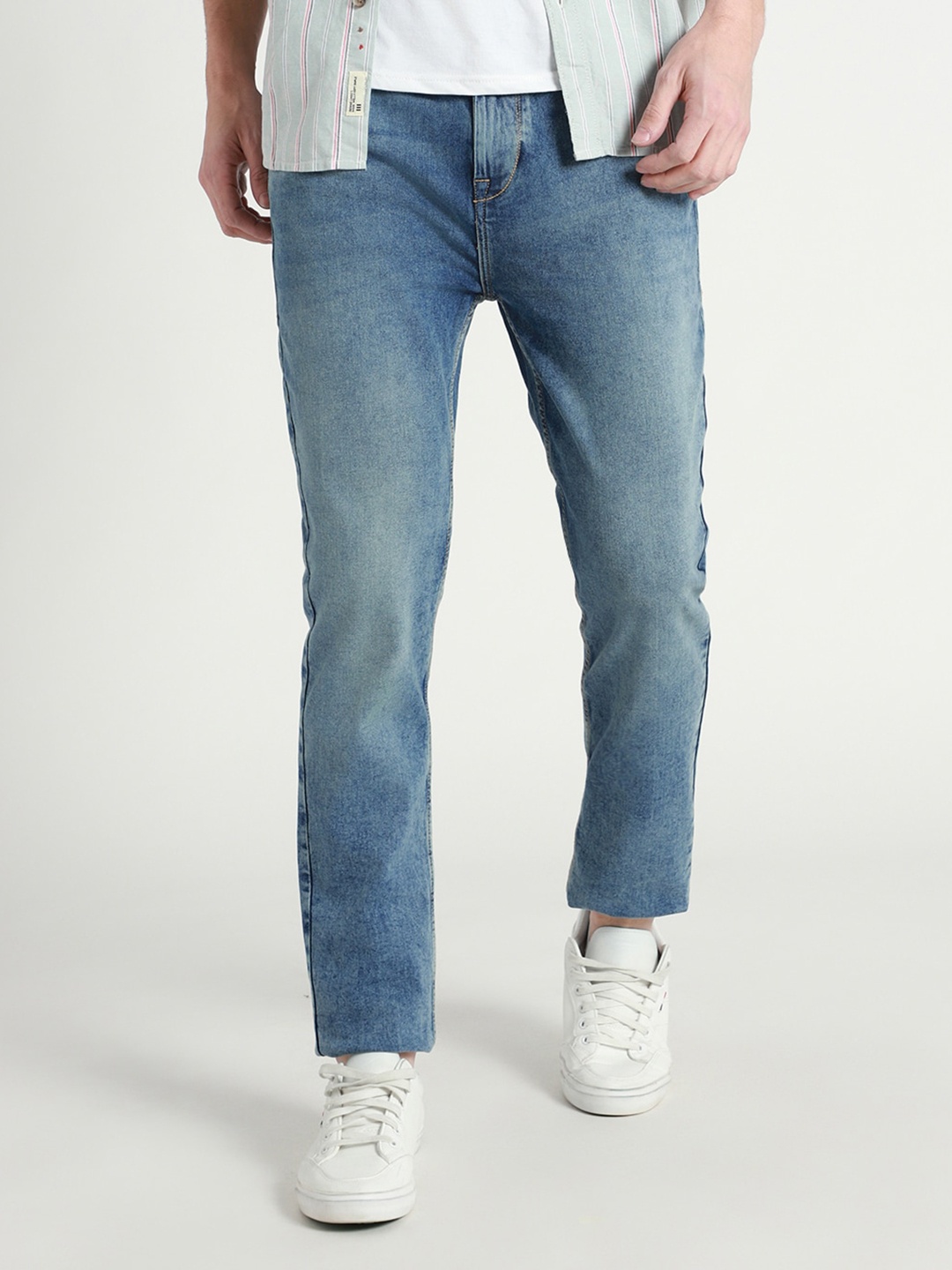 

Dennis Lingo Men Clean Look Mid-Rise Cotton Tapered Fit Jeans, Blue