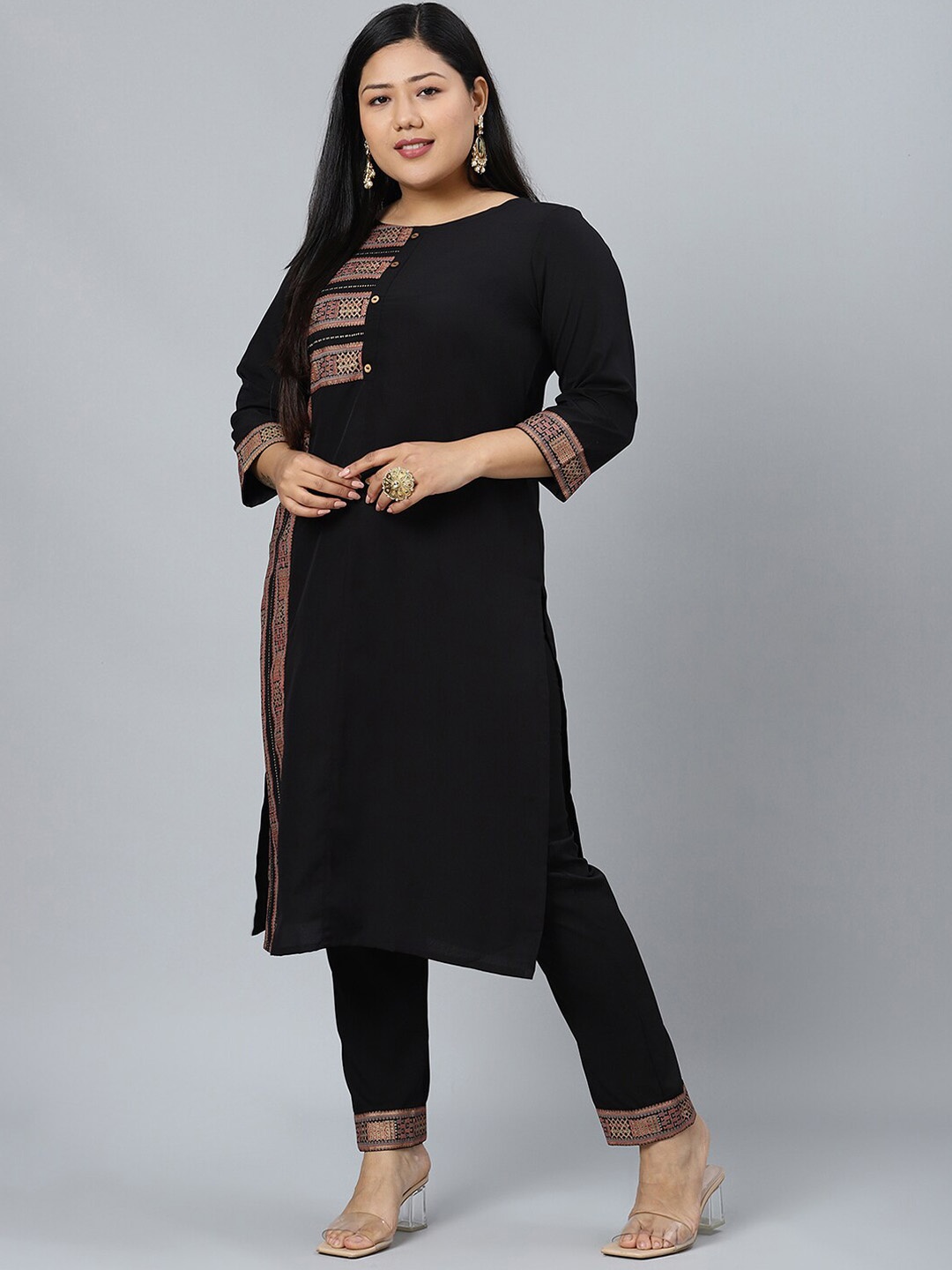 

Sztori Plus Size Geometric Printed Straight Kurta with Trousers, Black