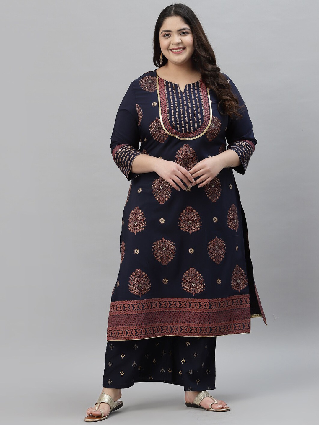 

Sztori Plus Size Floral Printed Round Neck Straight Kurta with Palazzos, Blue