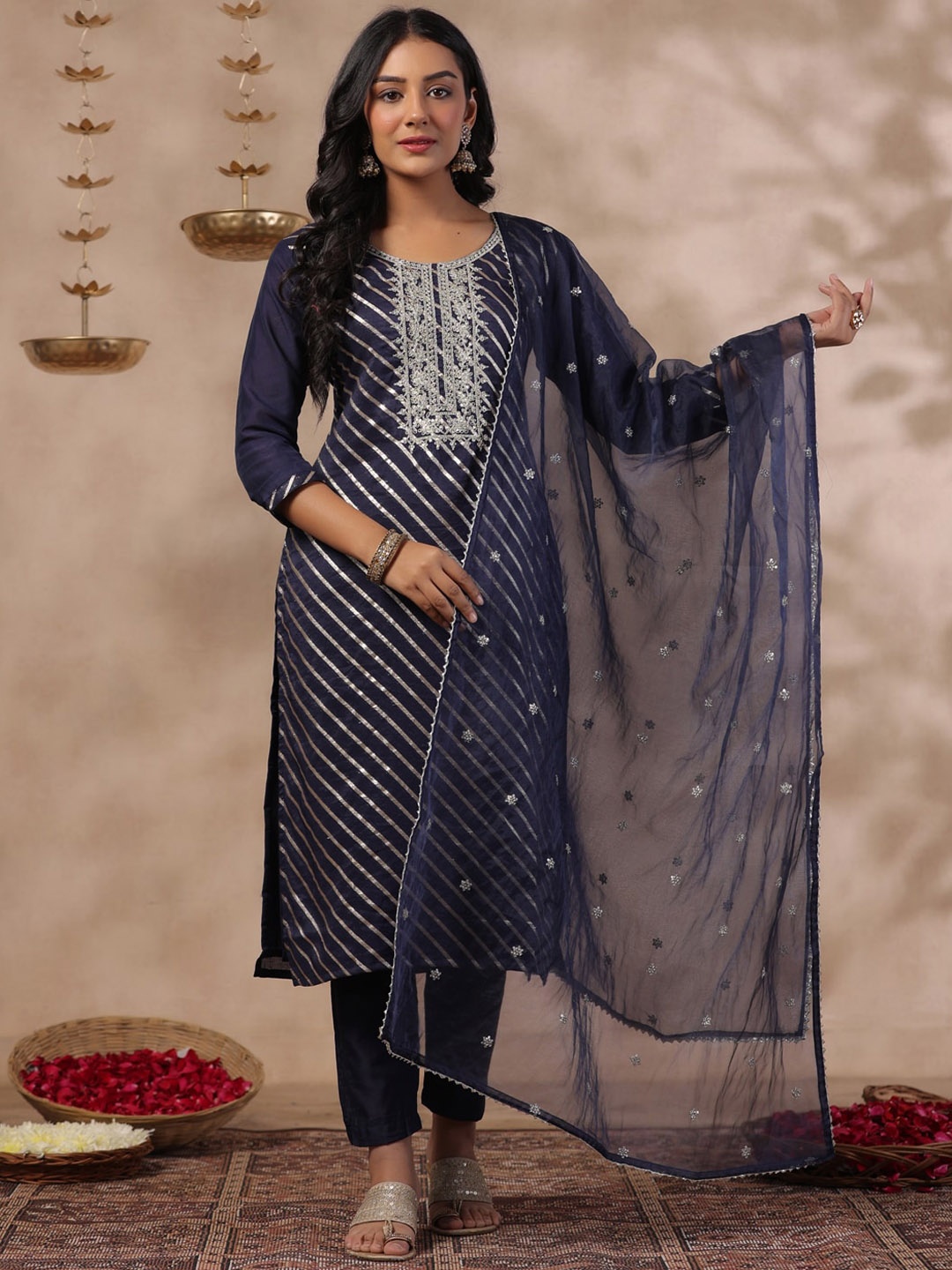 

Anubhutee Floral Embroidered Round Neck Straight Kurta with Trousers & Dupatta, Navy blue