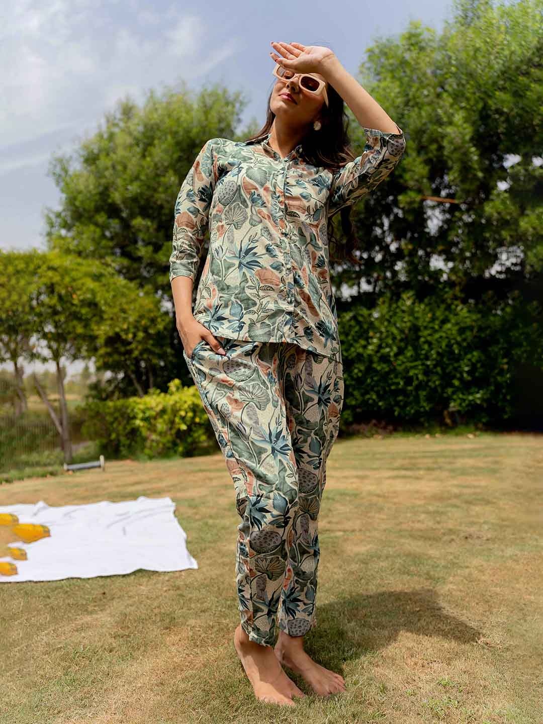 

KALINI Floral Printed Shirt With Trouser, Cream