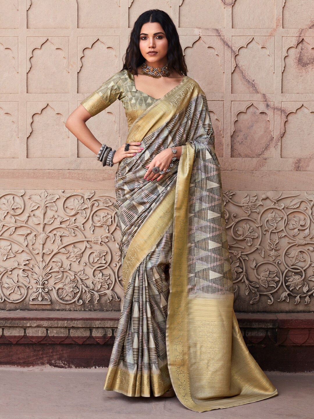 

Anouk Woven Design Geometric Designer Banarasi Saree, Grey