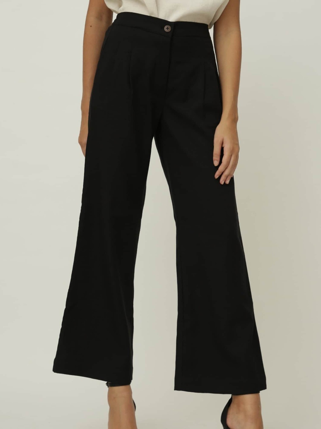 

Saltpetre Women Classic Pleated Wide Leg Trousers, Black