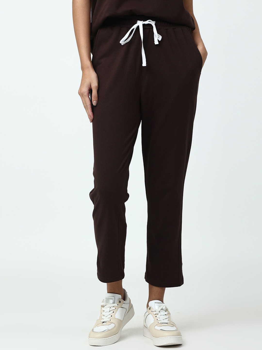 

Saltpetre Women Relaxed Straight Fit Organic Cotton Joggers, Coffee brown