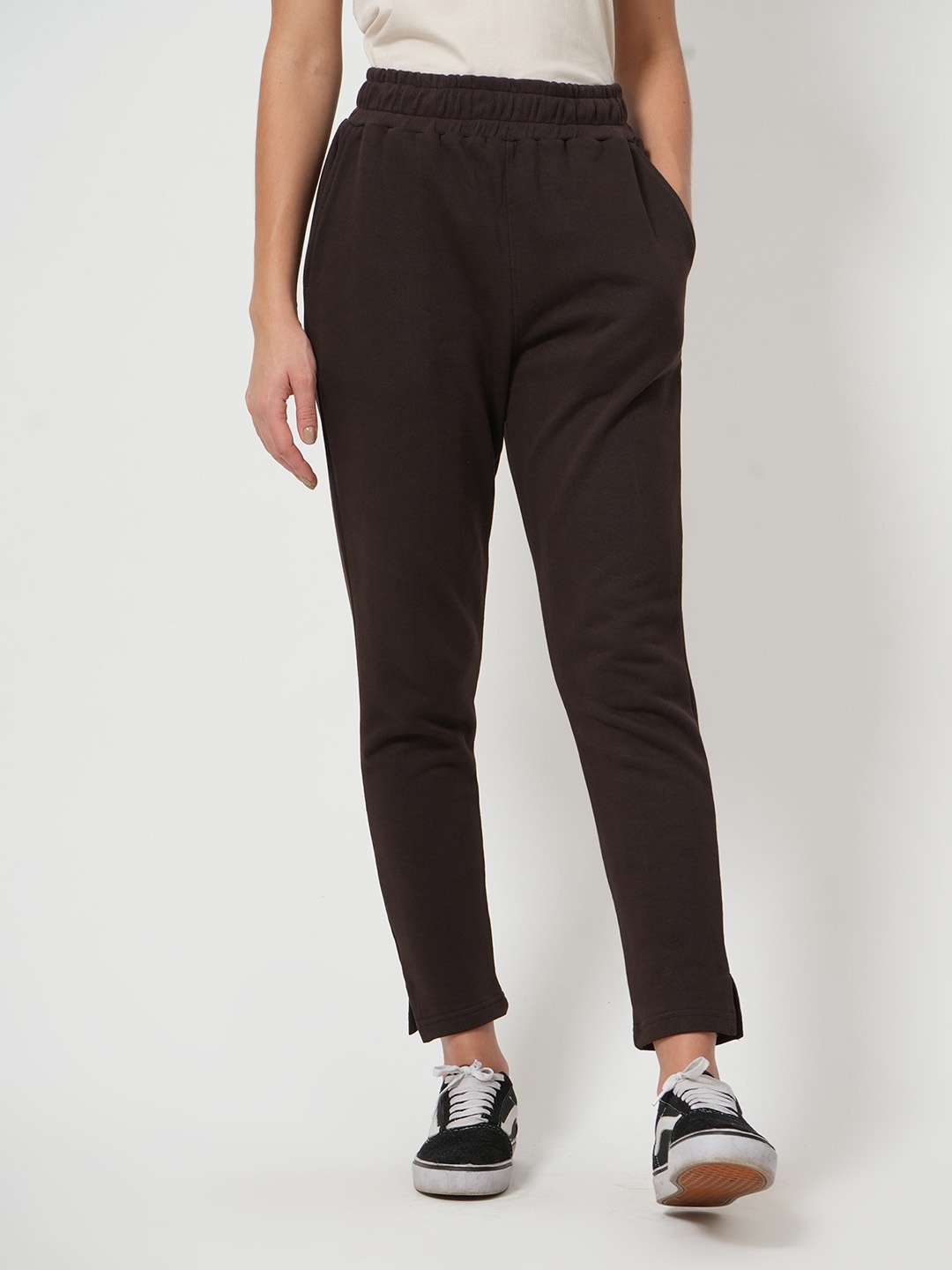 

Saltpetre Women Relaxed High-Rise Cropped Organic Cotton Trousers, Coffee brown