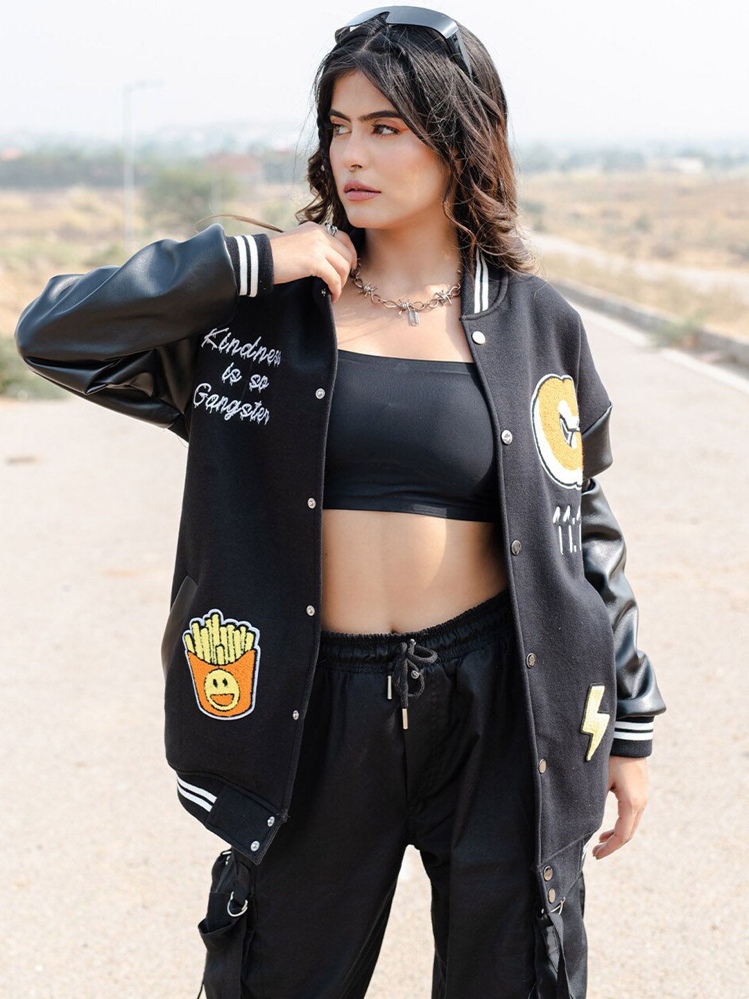 

Tistabene Typography Printed Stand Collar Long Sleeves Lightweight Varsity Jacket, Black