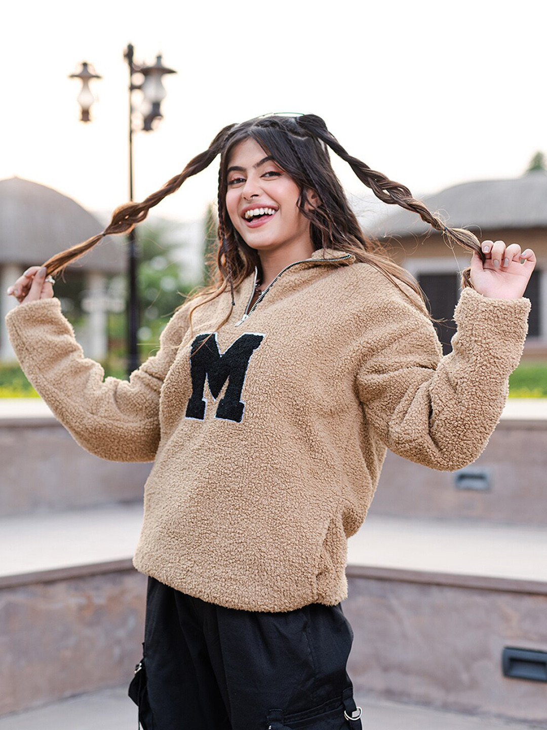 

Tistabene Alphanumeric Printed Lightweight Fleece Sweatshirt, Beige